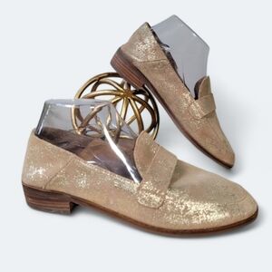 Lucky Brand Chennie Gold Leather Soft Body Loafers Size 8